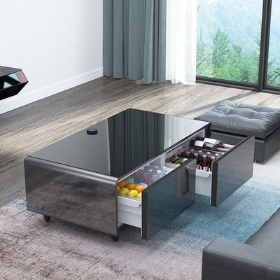 Moderno e elegante tavolo laterale con caricabatterie e frigorifero per bevande